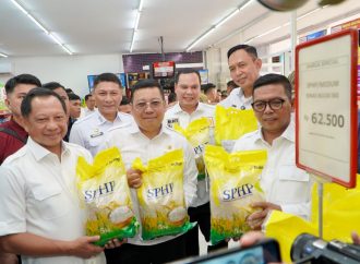 Bulog Guyur Beras SPHP ke Pasar dan Mini Market