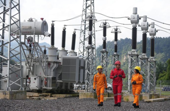 Minat Masyarakat Meledak, 245 Ribu Orang Daftar Rekrutmen PLN Group 2025