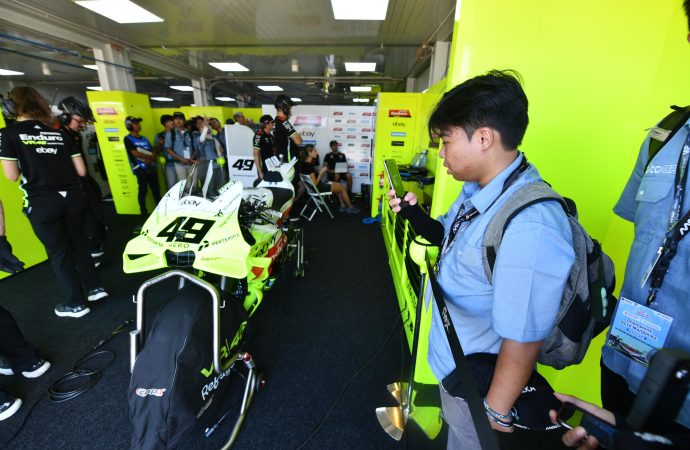 Mahasiswa Berprestasi PGTC Pertamina Rasakan Pengalaman Berharga Menyaksikan MotoGP Mandalika