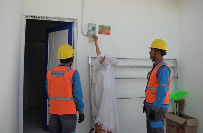 PLN Hadirkan Listrik Gratis untuk 93 Keluarga Nelayan di Indramayu