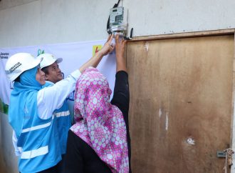 PLN Nyalakan Harapan di Banten, 108 Rumah Prasejahtera Akhirnya Terang
